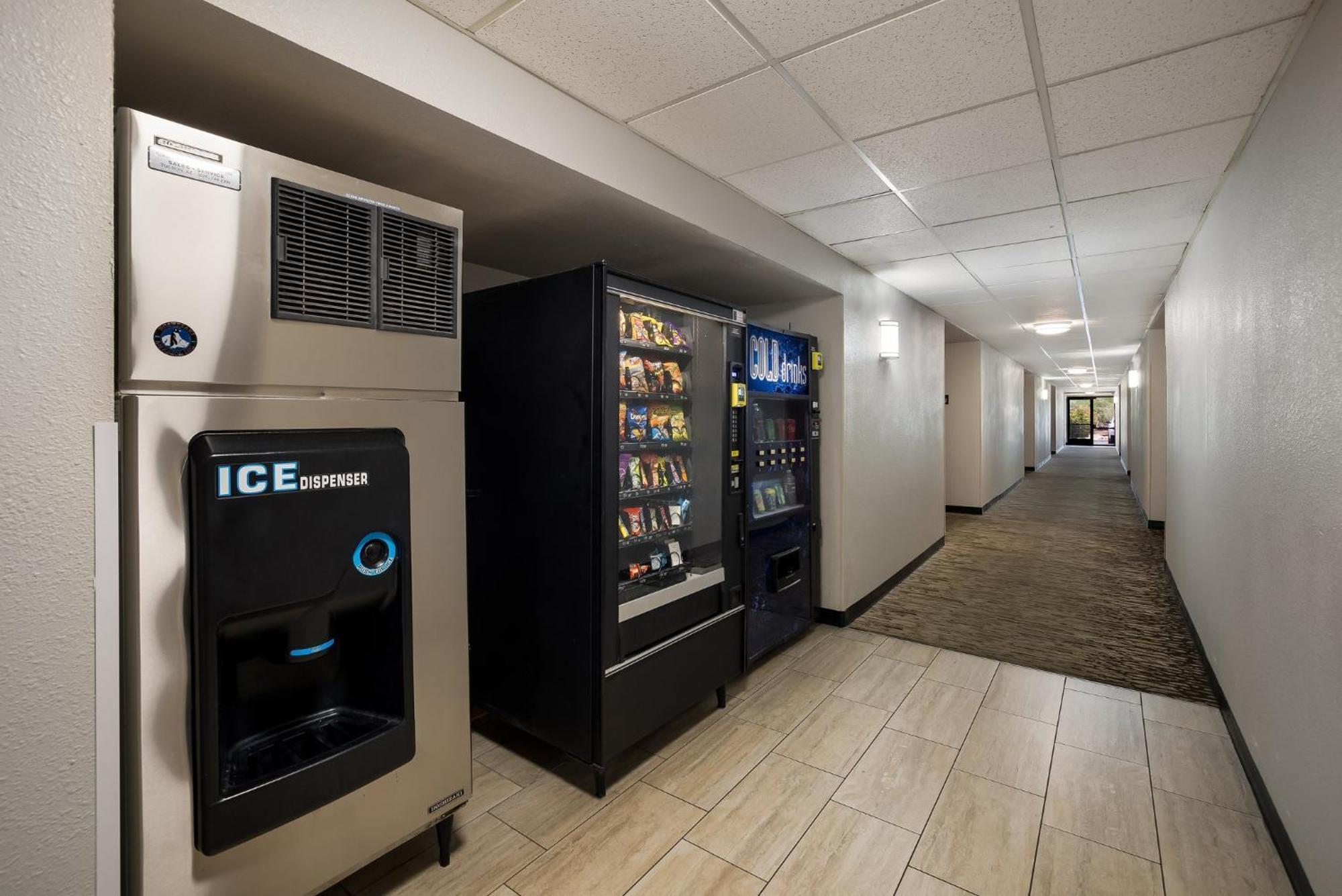 Red Roof Inn Tucson North - Marana Экстерьер фото