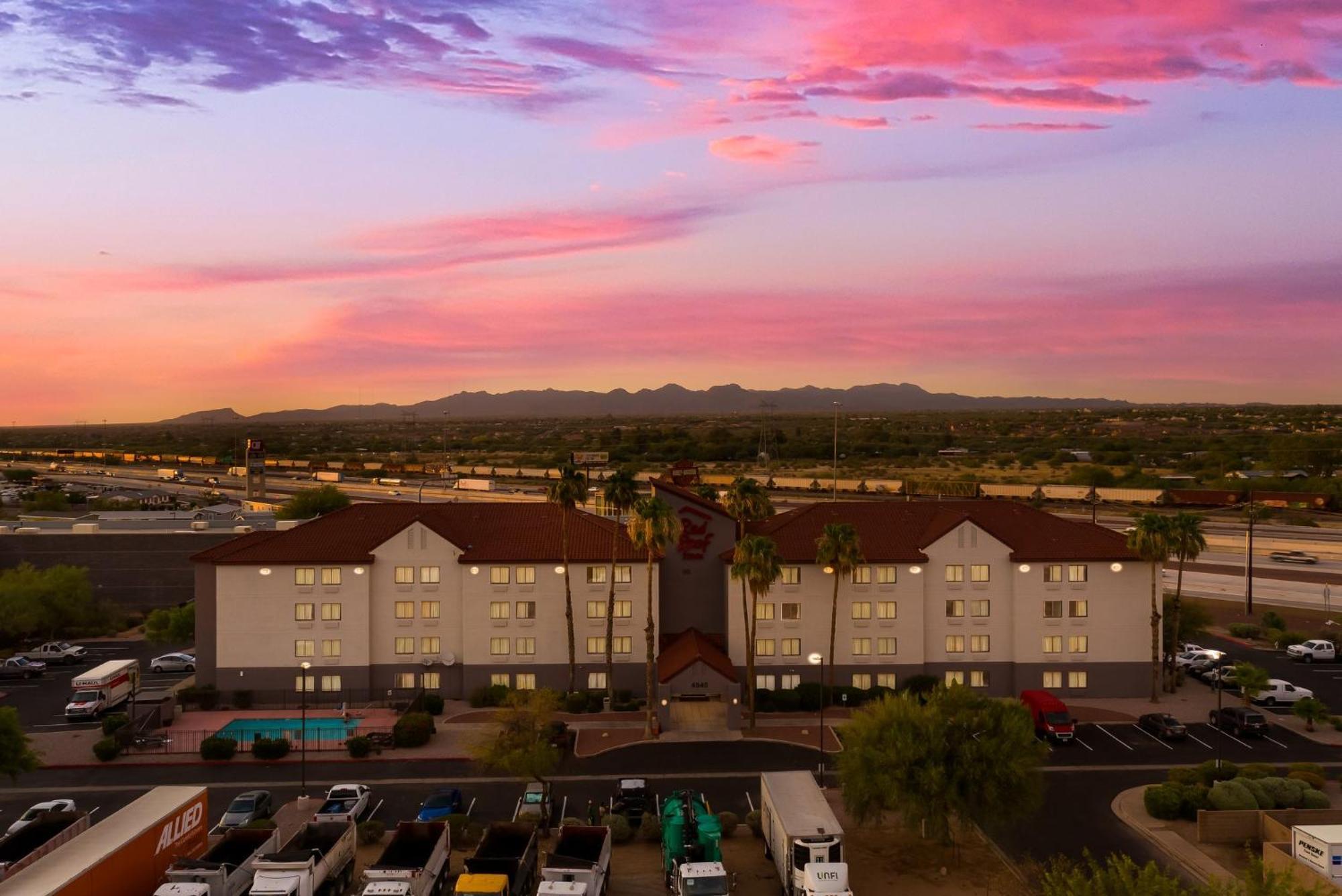 Red Roof Inn Tucson North - Marana Экстерьер фото